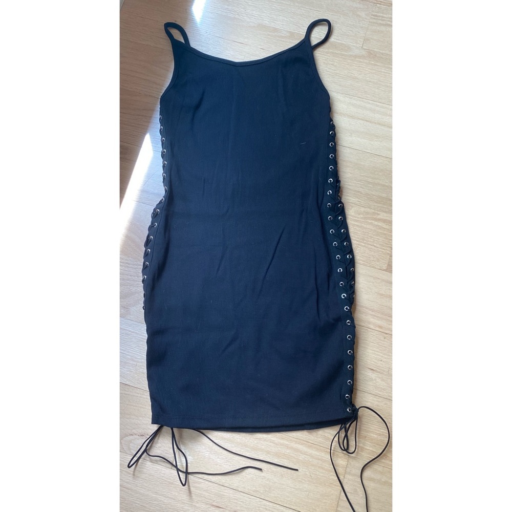 UO Silence + Noise Side Lace-Up Bodycon Dress NWOT - Picture 2 of 7